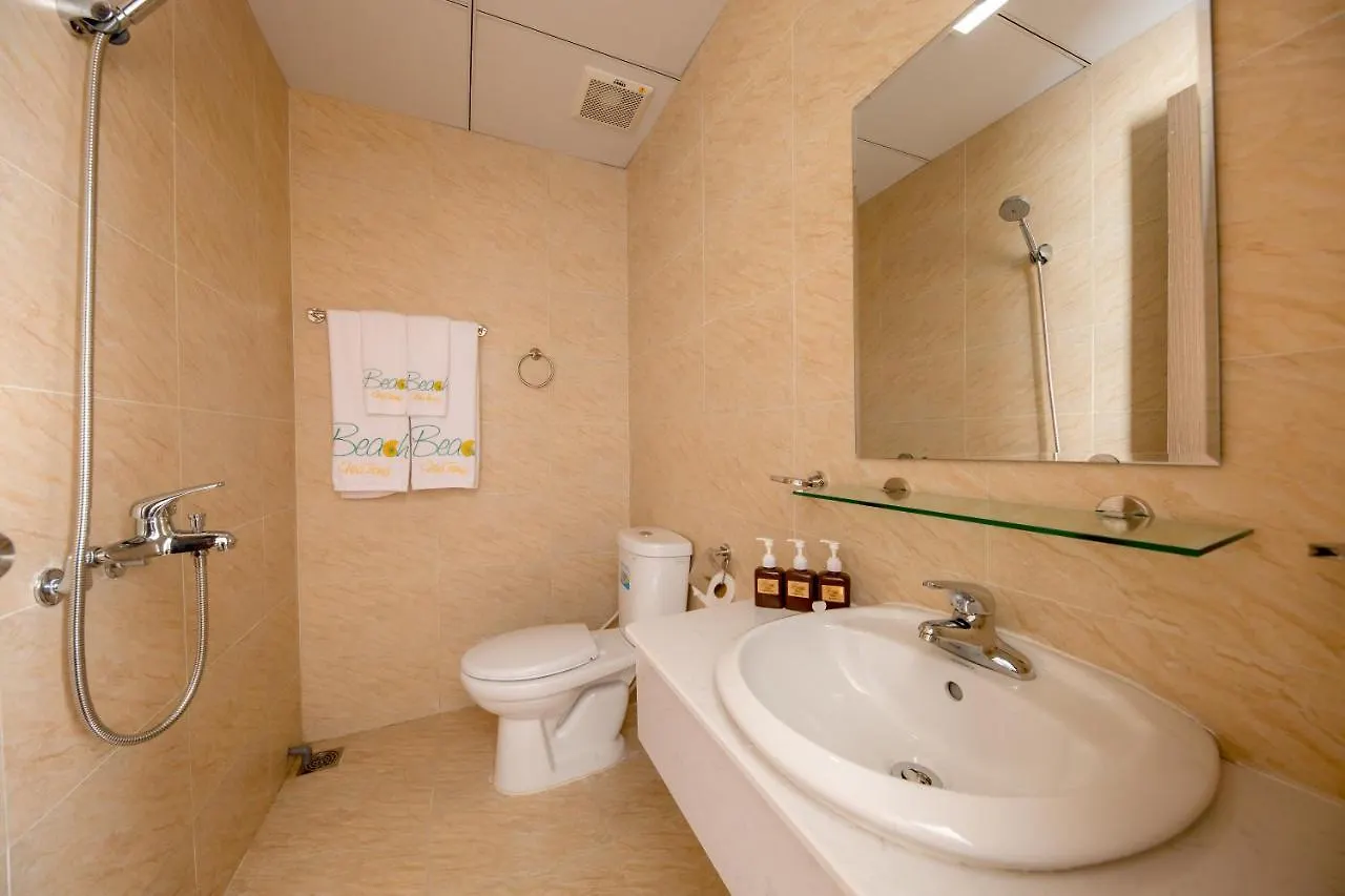 Sandy Gold - Oceanus Apartments